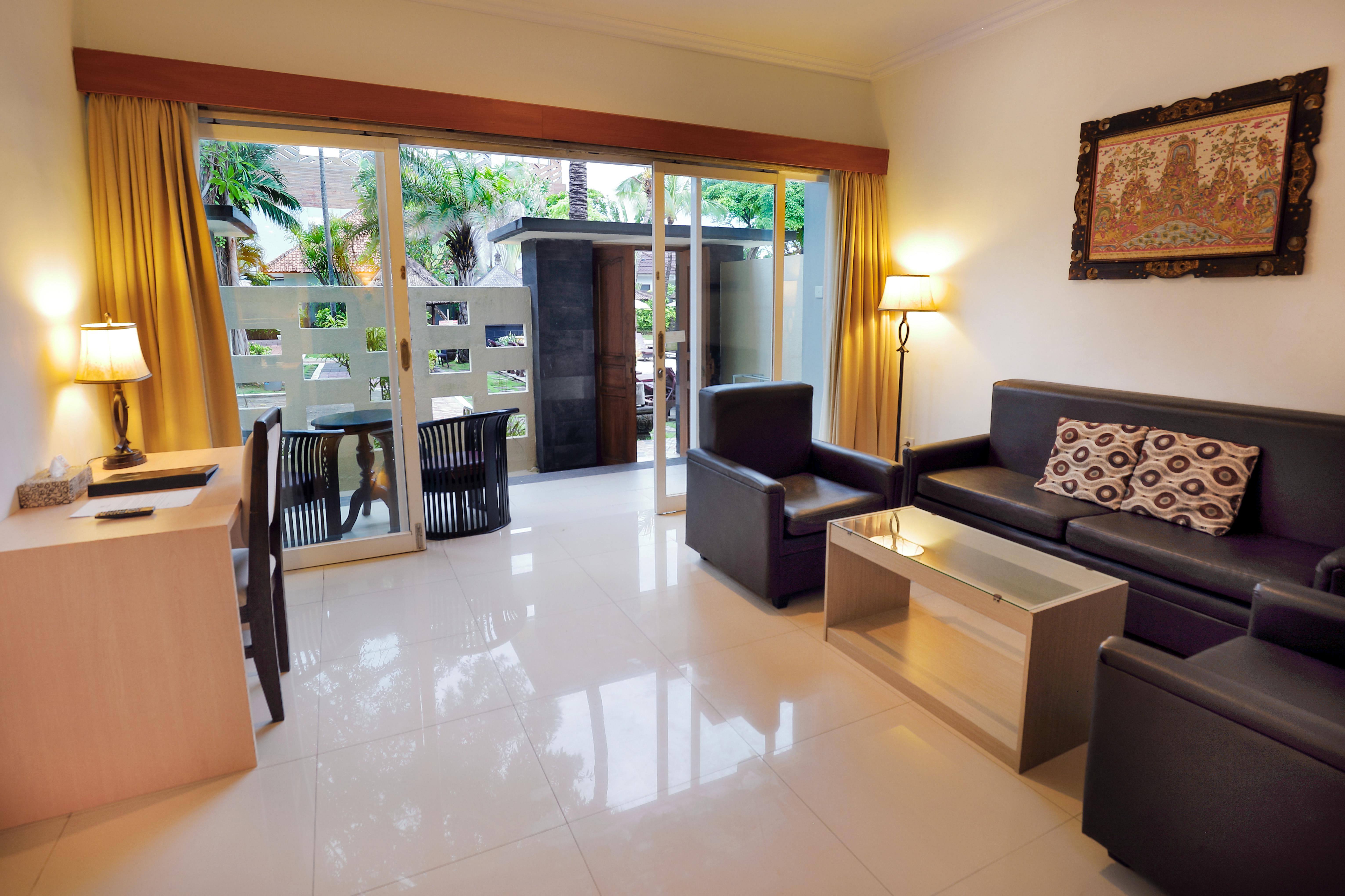 Puri Saron Hotel Seminyak Zewnętrze zdjęcie