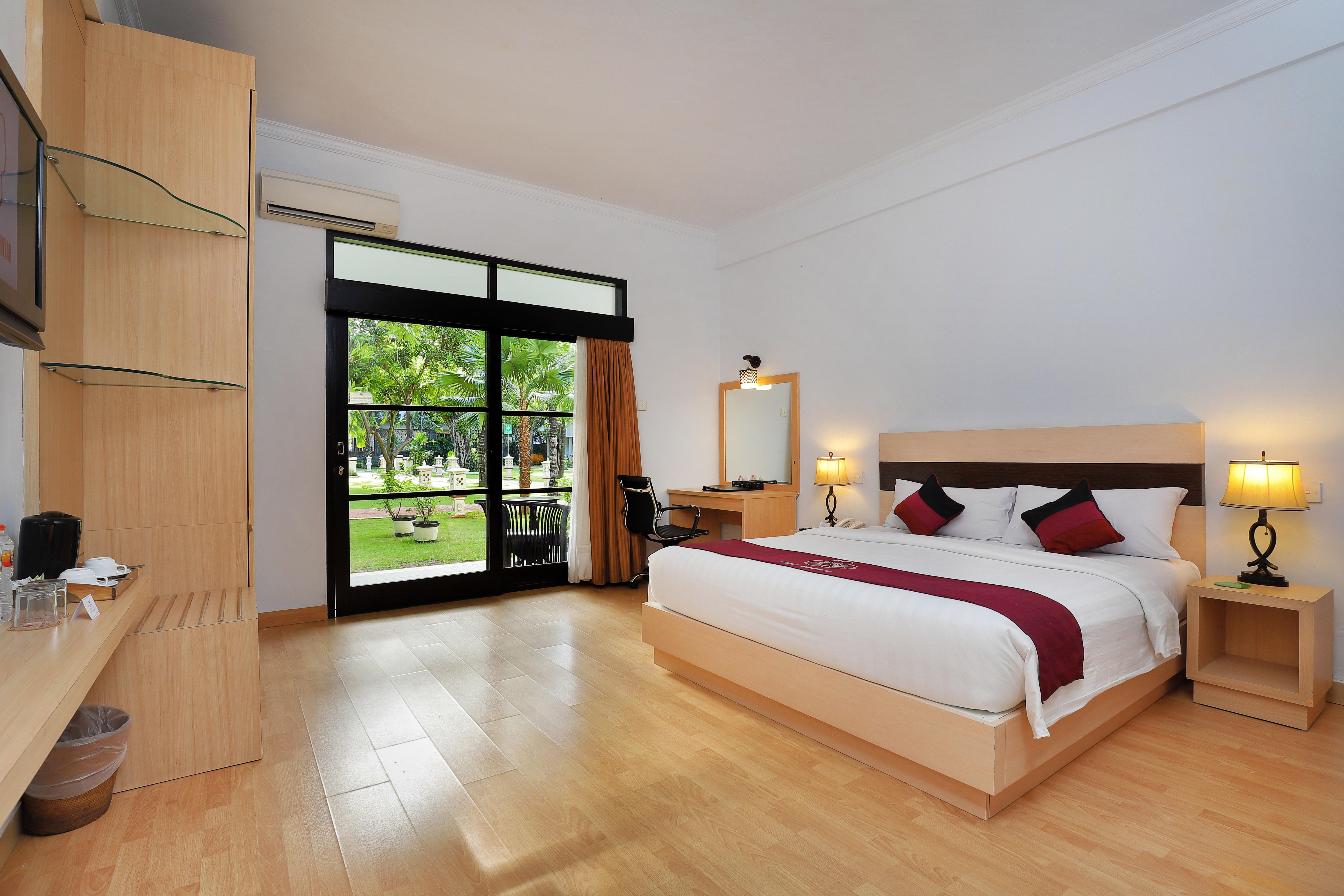 Puri Saron Hotel Seminyak Zewnętrze zdjęcie