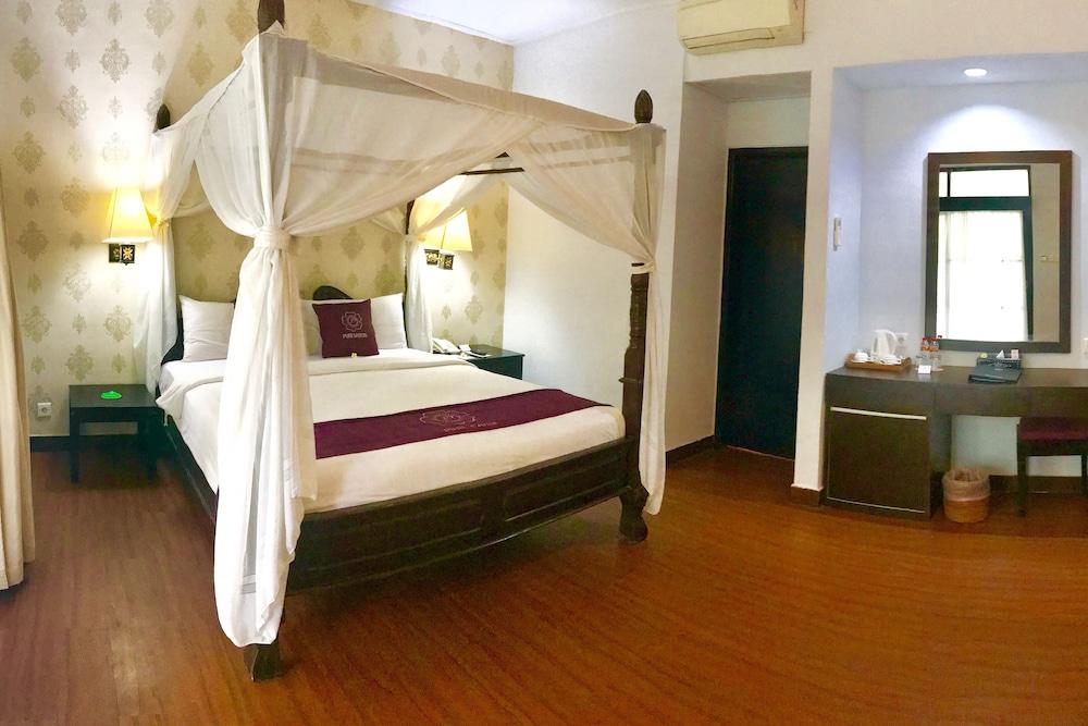 Puri Saron Hotel Seminyak Zewnętrze zdjęcie