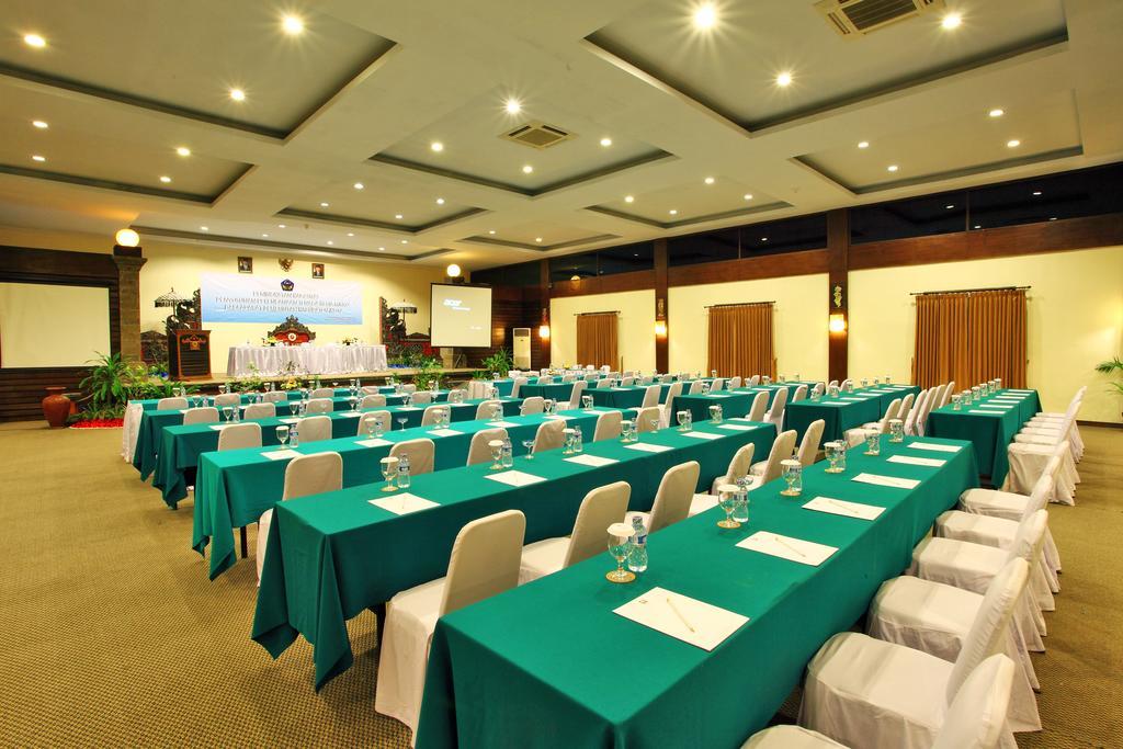 Puri Saron Hotel Seminyak Zewnętrze zdjęcie