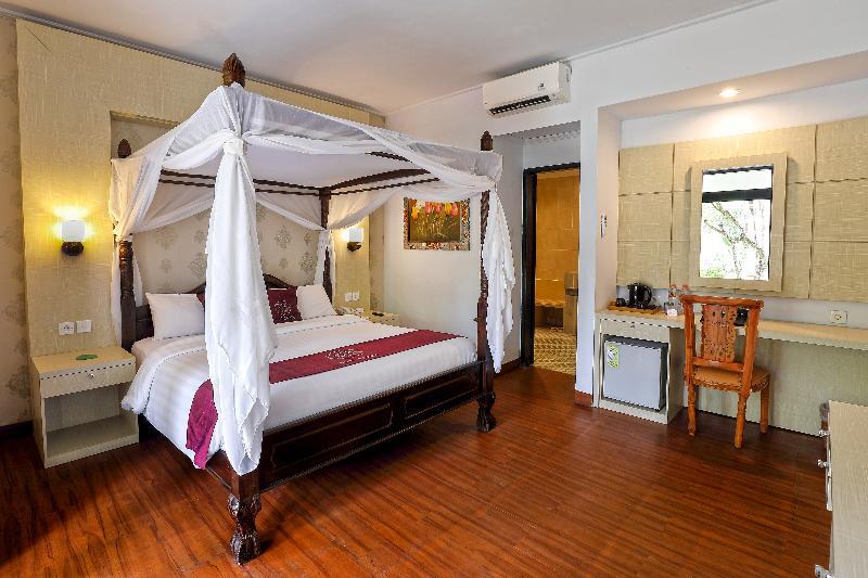 Puri Saron Hotel Seminyak Zewnętrze zdjęcie